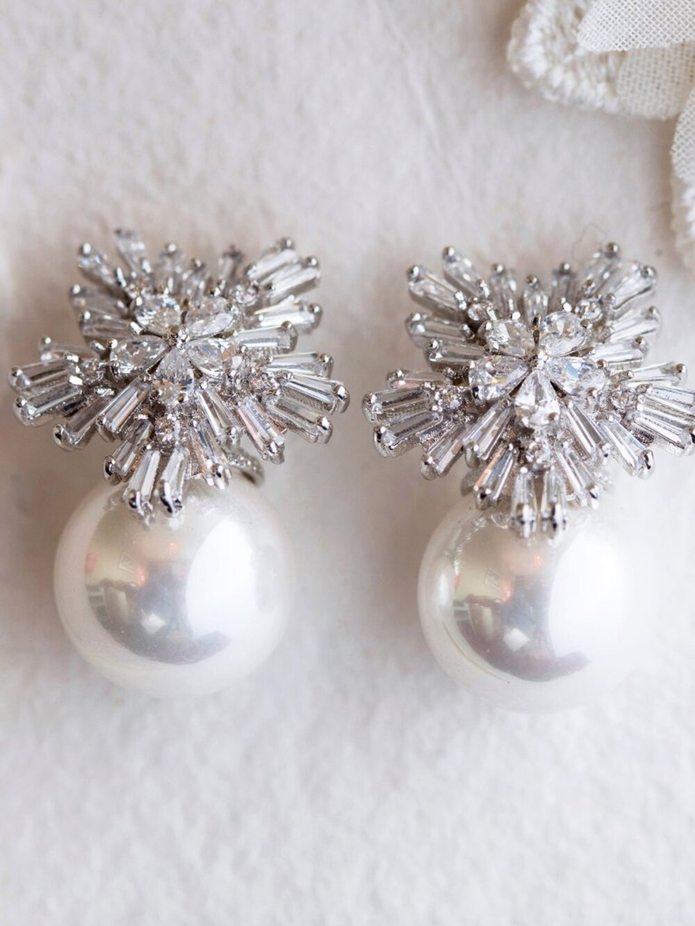 MOS COLLECTION Crystal Pearl Drop Earrings Bridal Statement 18k Earrings